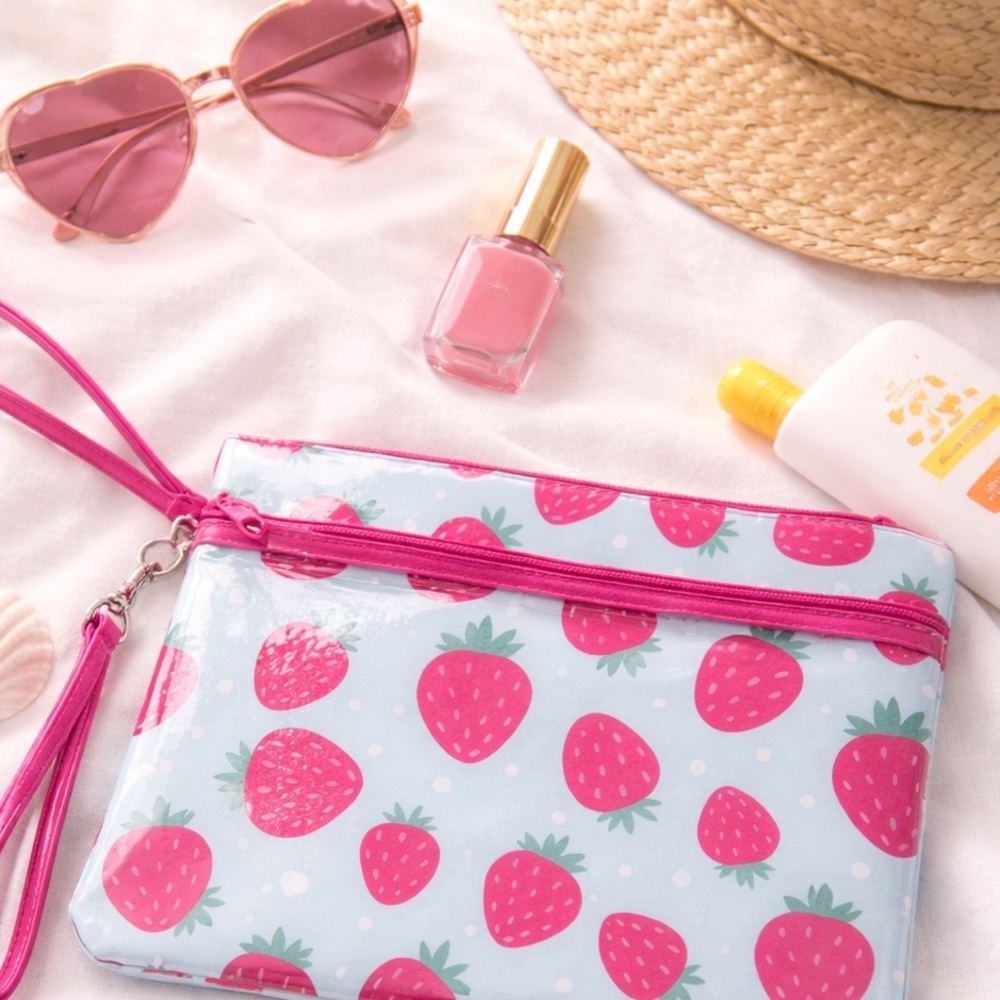 🍓Strawberry Print Wristlet Cosmetic Pouch Clutch Baby Blue and Pink - Picture 10 of 11